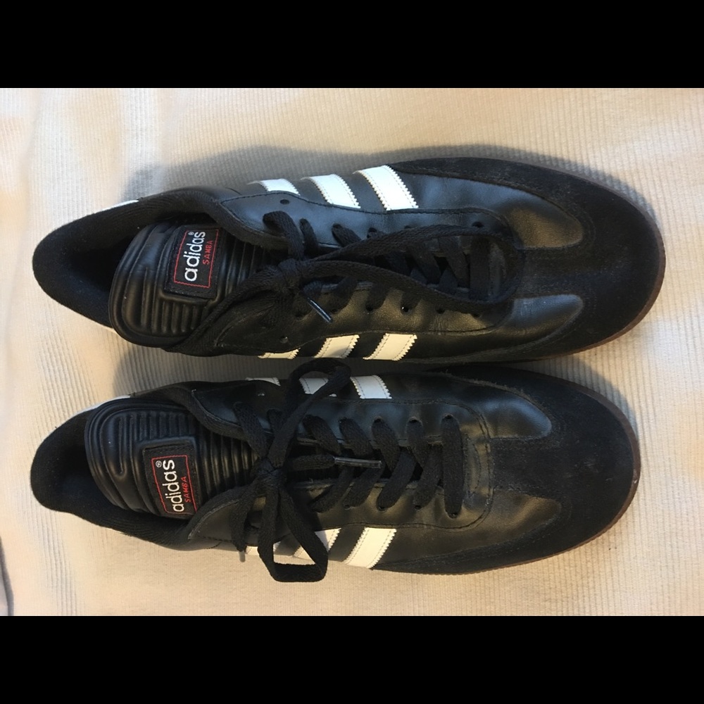 Men’s Adidas Samba 10